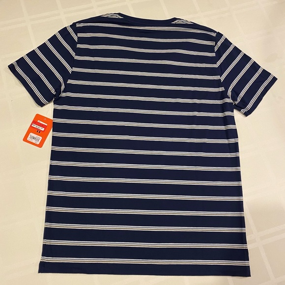 NWT Tommy John Men's V Neck Short Sleeve undershirt, striped dark blue, sz small - Picture 2 of 5